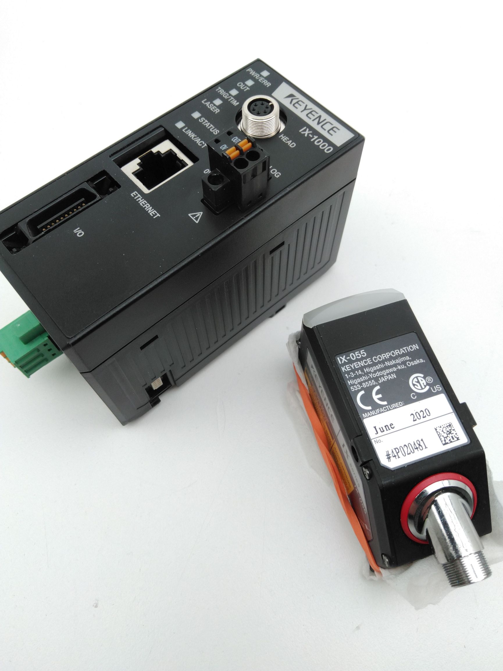 Keyence IX-055 Sensor Head, 55mm w/ IX-1000 Sensor Amplifier Main unit